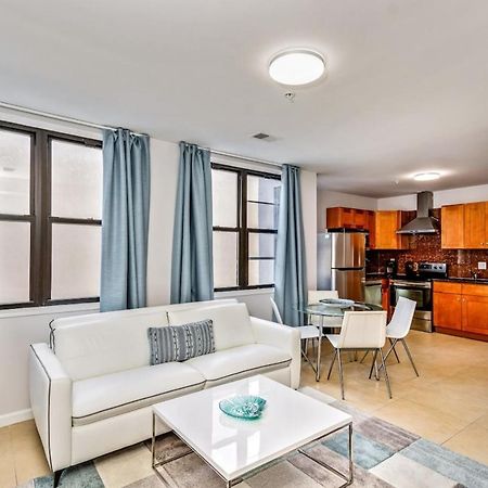 Stylish & Great Location Next To The Convention Center Apartment Philadelphia Bagian luar foto